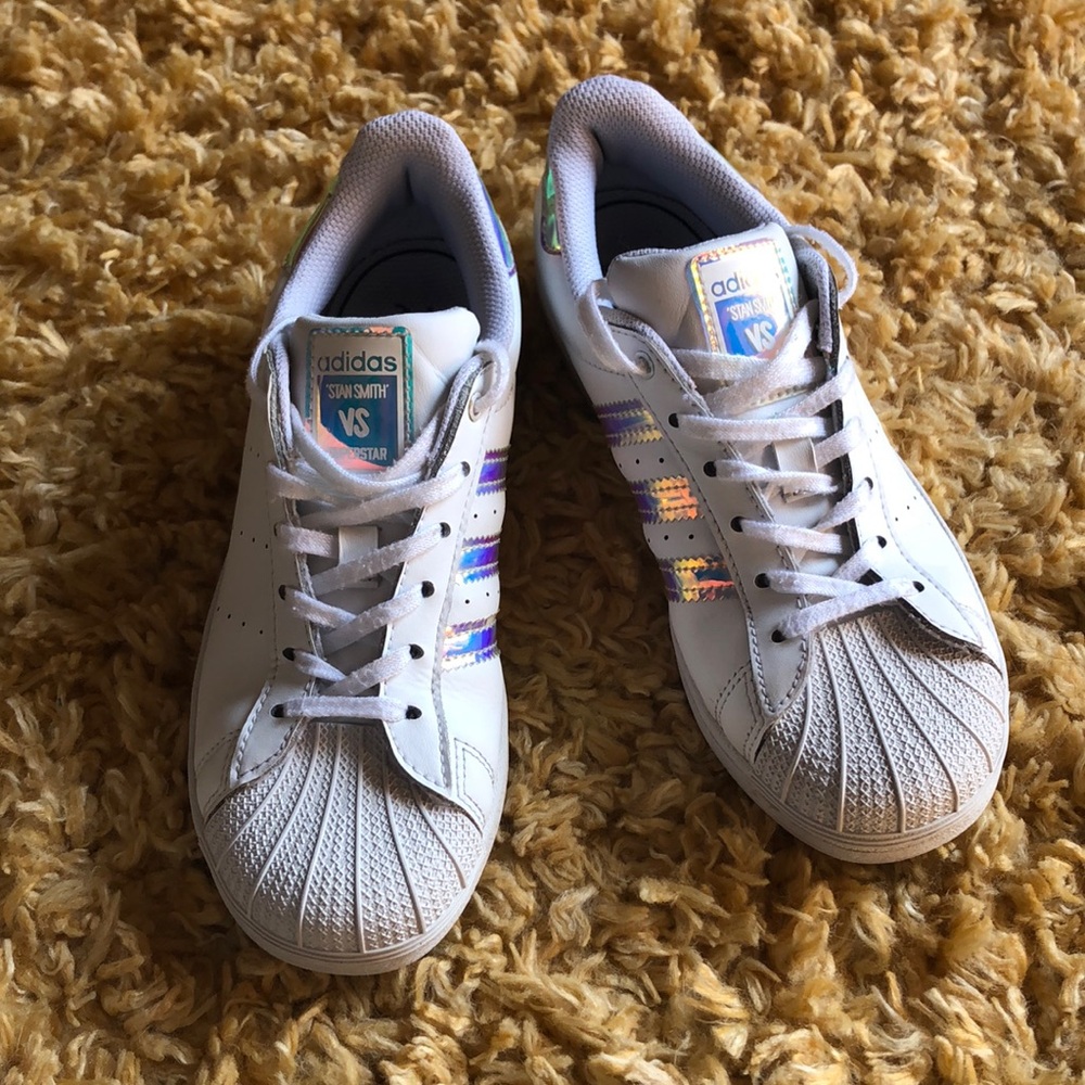 Stan Smith Adidas Trainers girls size 3 Cloud White shiny Metallic color kids
